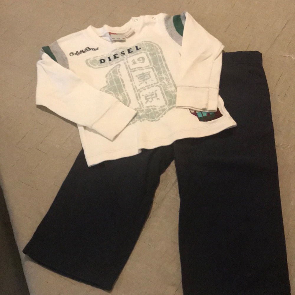 Boys 2pc outfit Size 24m